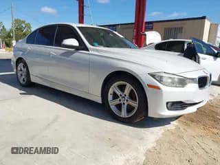 ✅ 2014 BMW 3 Series 328i • VIN: WBA3A5G58ENP28178 • Лот: 43854784. Опубликован ранее на IAAI с пробегом 186 871 миль. Бесплатный доступ к архиву аукционных продаж из США и подробный отчёт об истории автомобиля на DreamBid. Изображение 1.