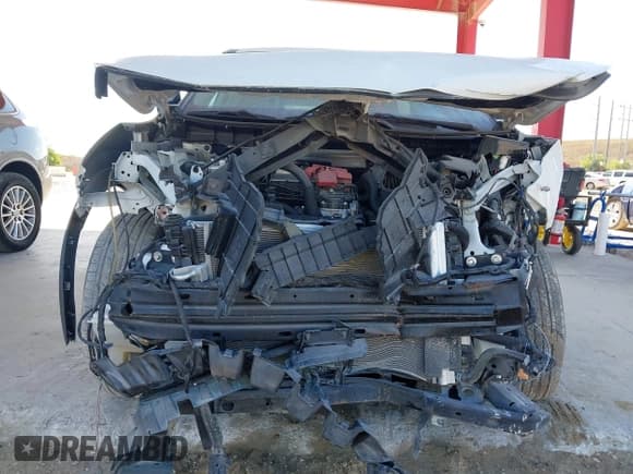 ✅ 2025 Nissan Rogue S • VIN: 5N1BT3AA4SC782647 • Lot: 43734135. Wystawiony na IAAI z przebiegiem 9 892 mil. Bezpłatny archiwum sprzedaży aukcyjnych z USA i szczegółowy raport historii pojazdu na DreamBid. Zdjęcie 6.