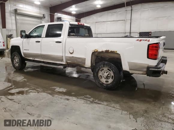 ✅ 2015 Chevrolet Silverado 2500HD Work Truck • VIN: 1GC1KUE88FF576543 • Лот: 76017154. Опубликован ранее на Copart с пробегом 282 523 миль. Бесплатный доступ к архиву аукционных продаж из США и подробный отчёт об истории автомобиля на DreamBid. Изображение 2.