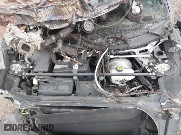 ✅ 2022 Porsche 911 GT3 • VIN: WP0AC2A95NS268851 • Lot: 42289250. Listed on IAAI with 9,940 mi. Free auction sales archive from the USA and detailed vehicle history report at DreamBid. Image 10.