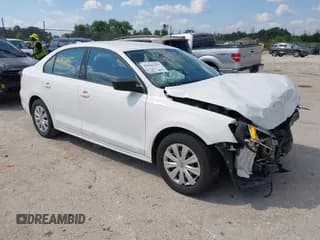 ✅ 2012 Volkswagen Jetta S • VIN: 3VW2K7AJ4CM357778 • Лот: 42946225. Опубликован ранее на IAAI с пробегом 109 562 миль. Бесплатный доступ к архиву аукционных продаж из США и подробный отчёт об истории автомобиля на DreamBid. Изображение 1.