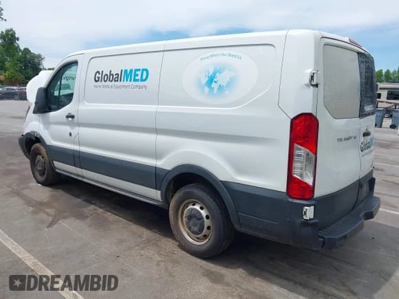 ✅ 2019 Ford Transit • VIN: 1FTYE1YMXKKA58898 • Lot: 42301059. Listed on IAAI with 305,857 mi. Free auction sales archive from the USA and detailed vehicle history report at DreamBid. Image 3.
