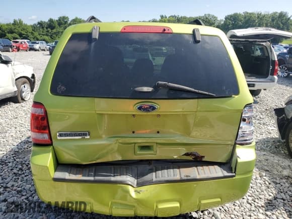 ✅ 2012 Ford Escape XLT • VIN: 1FMCU0D7XCKA74524 • Lot: 62763815. Wystawiony na Copart z przebiegiem 192 041 mil. Bezpłatny archiwum sprzedaży aukcyjnych z USA i szczegółowy raport historii pojazdu na DreamBid. Zdjęcie 6.