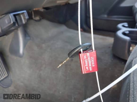 ✅ 2004 Chevrolet Silverado 2500HD LS • VIN: 1GCHC23U14F163344 • Лот: 41687719. Опубликован ранее на IAAI с пробегом Не указан. Бесплатный доступ к архиву аукционных продаж из США и подробный отчёт об истории автомобиля на DreamBid. Изображение 10.