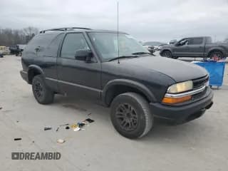 ✅ 2003 Chevrolet Blazer LS • VIN: 1GNCS18X13K164498 • Lot: 44056435. Wystawiony na Copart z przebiegiem 203 903 mil. Bezpłatny archiwum sprzedaży aukcyjnych z USA i szczegółowy raport historii pojazdu na DreamBid. Zdjęcie 4.