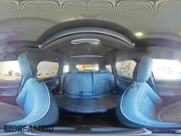 ✅ 2024 MINI Countryman Cooper S • VIN: WMZ83BR07R3R39425 • Lot: 78035884. Listed on Copart with 22,247 mi. Free auction sales archive from the USA and detailed vehicle history report at DreamBid. Image 15.