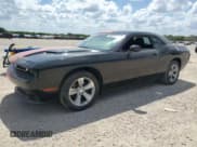 ✅ 2018 Dodge Challenger SXT Plus • VIN: 2C3CDZAG2JH325302 • Lot: 70904764. Wystawiony na Copart z przebiegiem 71 681 mil. Bezpłatny archiwum sprzedaży aukcyjnych z USA i szczegółowy raport historii pojazdu na DreamBid. Zdjęcie 1.