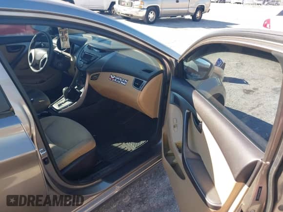 2013 Hyundai Elantra Limited with VIN 5NPDH4AE2DH180263, listed as a IAAI auction lot 43592867 with Not provided miles and . Bid and sale history available at DreamBid. Image 5.