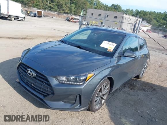 ✅ 2019 Hyundai Veloster 2.0 • VIN: KMHTG6AF2KU012902 • Lot: 43233933. Listed on IAAI with 58,647 mi. Free auction sales archive from the USA and detailed vehicle history report at DreamBid. Image 2.