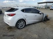 ✅ 2017 Mazda 3 Touring • VIN: 3MZBN1L72HM101104 • Lot: 87090025. Wystawiony na Copart z przebiegiem Nie podano. Bezpłatny archiwum sprzedaży aukcyjnych z USA i szczegółowy raport historii pojazdu na DreamBid. Zdjęcie 3.