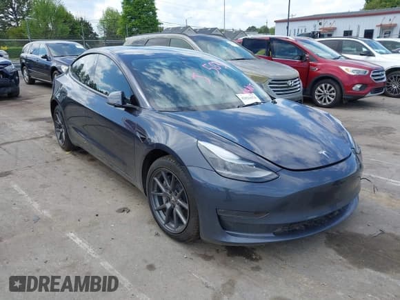 ✅ 2022 Tesla Model 3 Long Range • VIN: 5YJ3E1EB4NF175634 • Lot: 42021674. Wystawiony na IAAI z przebiegiem 39 475 mil. Bezpłatny archiwum sprzedaży aukcyjnych z USA i szczegółowy raport historii pojazdu na DreamBid. Zdjęcie 1.