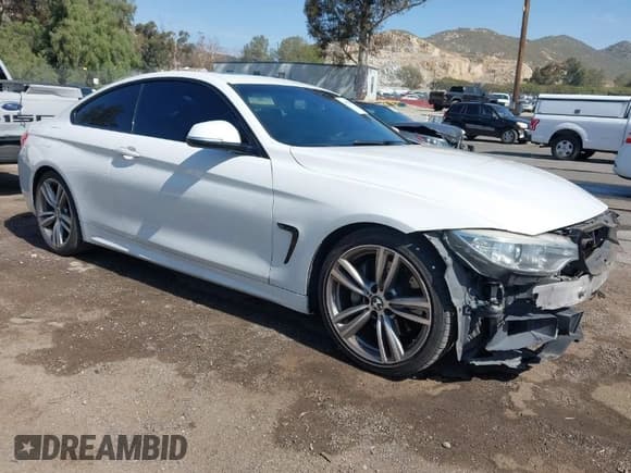✅ 2015 BMW 4 Series 435i • VIN: WBA3R1C57FK193807 • Lot: 41967964. Wystawiony na IAAI z przebiegiem 126 245 mil. Bezpłatny archiwum sprzedaży aukcyjnych z USA i szczegółowy raport historii pojazdu na DreamBid. Zdjęcie 1.