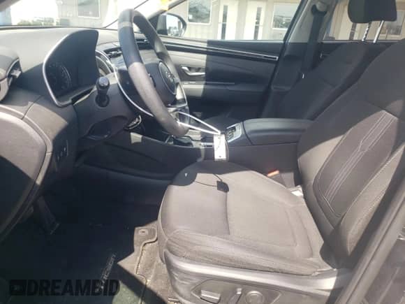 2024 Hyundai Tucson SEL with VIN 5NMJBCDE5RH385672, listed as a Copart auction lot 50835655 with 20,684 mi miles and Salvage title. Bid and sale history available at DreamBid. Image 7.