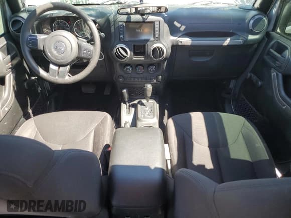 ✅ 2016 Jeep Wrangler Unlimited Sport • VIN: 1C4BJWDG4GL327252 • Lot: 57433645. Listed on Copart with 109,108 mi. Free auction sales archive from the USA and detailed vehicle history report at DreamBid. Image 8.