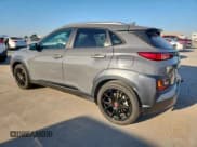 ✅ 2021 Hyundai Kona Night Edition • VIN: KM8K63A51MU702633 • Лот: 84365035. Опубликован ранее на Copart с пробегом 27 985 миль. Бесплатный доступ к архиву аукционных продаж из США и подробный отчёт об истории автомобиля на DreamBid. Изображение 2.