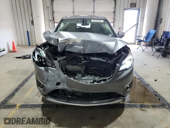 ✅ 2020 Buick Envision Premium • VIN: LRBFX3SX0LD137999 • Лот: 70746225. Опубликован ранее на Copart с пробегом 56 953 миль. Бесплатный доступ к архиву аукционных продаж из США и подробный отчёт об истории автомобиля на DreamBid. Изображение 5.