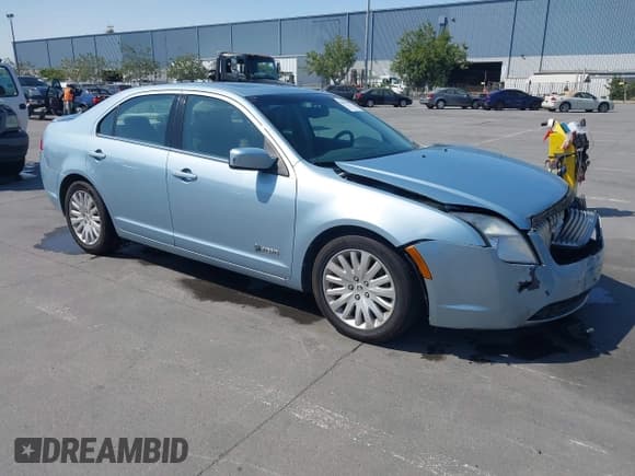 ✅ 2010 Mercury Milan Hybrid • VIN: 3MEDM0L35AR641477 • Lot: 42443628. Listed on IAAI with 102,890 mi. Free auction sales archive from the USA and detailed vehicle history report at DreamBid. Image 1.