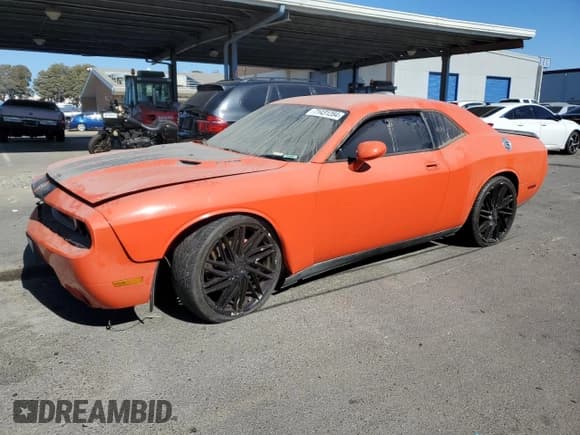 ✅ 2009 Dodge Challenger SRT-8 • VIN: 2B3LJ74W29H569704 • Lot: 71431284. Wystawiony na Copart z przebiegiem 159 205 mil. Bezpłatny archiwum sprzedaży aukcyjnych z USA i szczegółowy raport historii pojazdu na DreamBid. Zdjęcie 1.