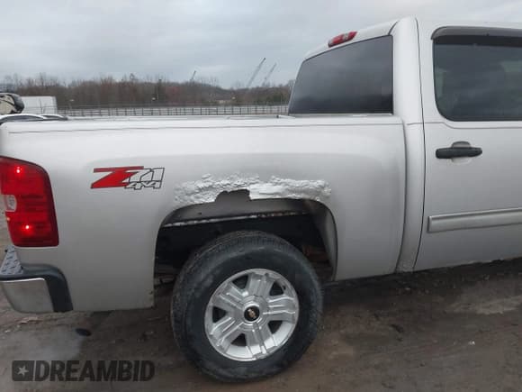 ✅ 2010 Chevrolet Silverado 1500 LT • VIN: 3GCRKSE39AG186702 • Lot: 43742347. Listed on IAAI with 249,885 mi. Free auction sales archive from the USA and detailed vehicle history report at DreamBid. Image 6.