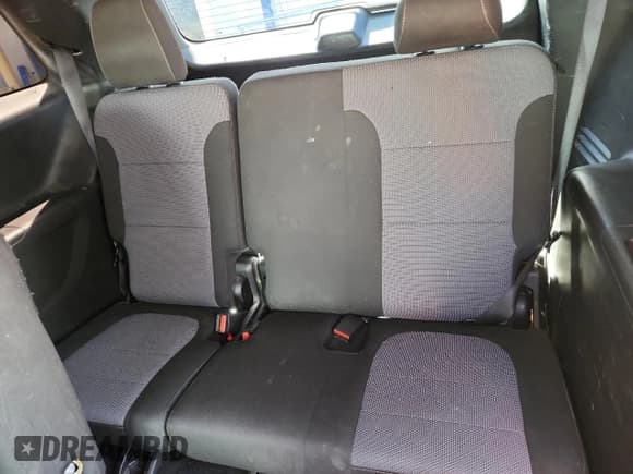 ✅ 2018 Chevrolet Traverse LT Cloth • VIN: 1GNERGKW5JJ191472 • Lot: 82128095. Wystawiony na Copart z przebiegiem 130 797 mil. Bezpłatny archiwum sprzedaży aukcyjnych z USA i szczegółowy raport historii pojazdu na DreamBid. Zdjęcie 10.