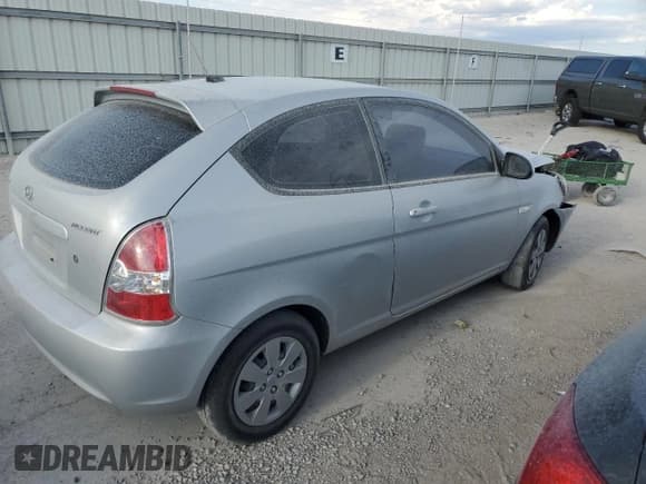 ✅ 2009 Hyundai Accent GS • VIN: KMHCM36C19U137602 • Лот: 61295965. Опубликован ранее на Copart с пробегом 64 272 миль. Бесплатный доступ к архиву аукционных продаж из США и подробный отчёт об истории автомобиля на DreamBid. Изображение 3.