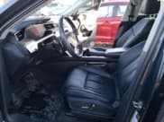 ✅ 2019 Audi e-tron Prestige • VIN: WA1VABGE6KB024661 • Lot: 73187202. Wystawiony na Copart z przebiegiem Nie podano. Bezpłatny archiwum sprzedaży aukcyjnych z USA i szczegółowy raport historii pojazdu na DreamBid. Zdjęcie 7.