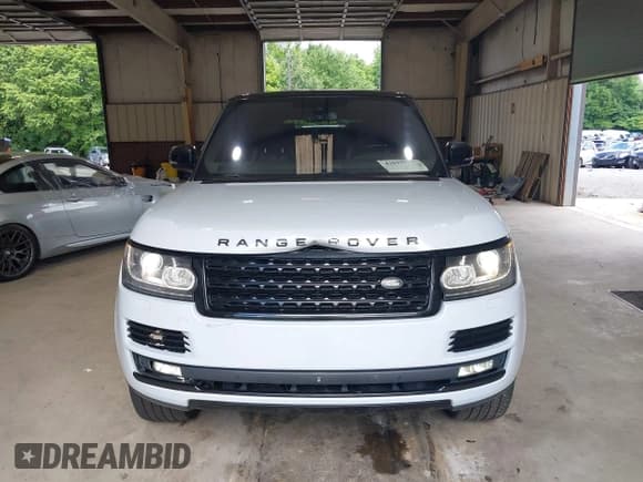 ✅ 2016 Land Rover Range Rover HSE • VIN: SALGS2KF7GA249348 • Lot: 42618077. Listed on IAAI with 108,916 mi. Free auction sales archive from the USA and detailed vehicle history report at DreamBid. Image 12.