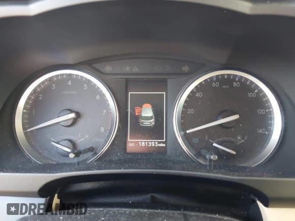 ✅ 2017 Toyota Highlander XLE • VIN: 5TDKZRFH6HS518364 • Лот: 40535936. Опубликован ранее на IAAI с пробегом 181 393 миль. Бесплатный доступ к архиву аукционных продаж из США и подробный отчёт об истории автомобиля на DreamBid. Изображение 15.