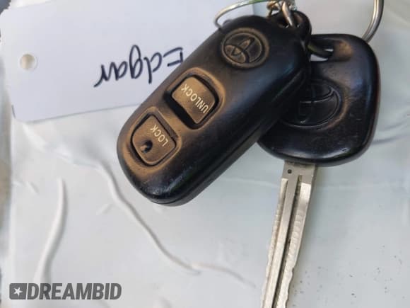 ✅ 2006 Toyota Corolla CE • VIN: 1NXBR32E16Z742154 • Lot: 43125167. Listed on IAAI with 174,045 mi. Free auction sales archive from the USA and detailed vehicle history report at DreamBid. Image 11.