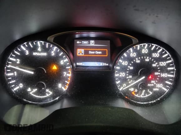 ✅ 2016 Nissan Pathfinder Platinum • VIN: 5N1AR2MM4GC643829 • Lot: 93140505. Listed on Copart with 94,239 mi. Free auction sales archive from the USA and detailed vehicle history report at DreamBid. Image 9.