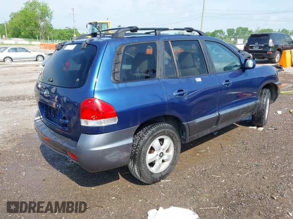 ✅ 2006 Hyundai Santa Fe GLS • VIN: KM8SC13D26U091709 • Lot: 42154238. Listed on IAAI with 157,280 mi. Free auction sales archive from the USA and detailed vehicle history report at DreamBid. Image 4.