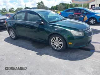 2014 Chevrolet Cruze ECO z VIN 1G1PH5SB1E7247330, wystawiony jako IAAI lot #43275080 z przebiegiem 148 571 mil mil oraz . Historia ofert i sprzedaży dostępna na DreamBid. Obrazek 1.