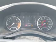 ✅ 2017 Jeep Renegade Sport • VIN: ZACCJAAB3HPF03639 • Lot: 42958021. Listed on IAAI with 201,963 mi. Free auction sales archive from the USA and detailed vehicle history report at DreamBid. Image 7.