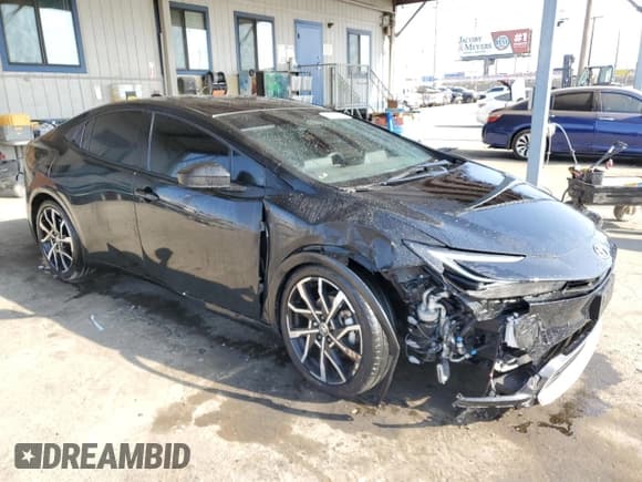 ✅ 2023 Toyota Prius SE • VIN: JTDACACU0P3003845 • Lot: 80788045. Wystawiony na Copart z przebiegiem 79 137 mil. Bezpłatny archiwum sprzedaży aukcyjnych z USA i szczegółowy raport historii pojazdu na DreamBid. Zdjęcie 4.