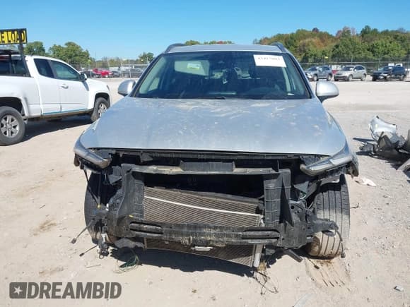 ✅ 2019 Hyundai Santa Fe SEL • VIN: 5NMS33AD7KH059780 • Lot: 43417803. Listed on IAAI with 135,740 mi. Free auction sales archive from the USA and detailed vehicle history report at DreamBid. Image 12.