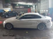 ✅ 2015 BMW 2 Series 228i • VIN: WBA1F5C54FV343426 • Lot: 43570994. Wystawiony na IAAI z przebiegiem 116 140 mil. Bezpłatny archiwum sprzedaży aukcyjnych z USA i szczegółowy raport historii pojazdu na DreamBid. Zdjęcie 14.