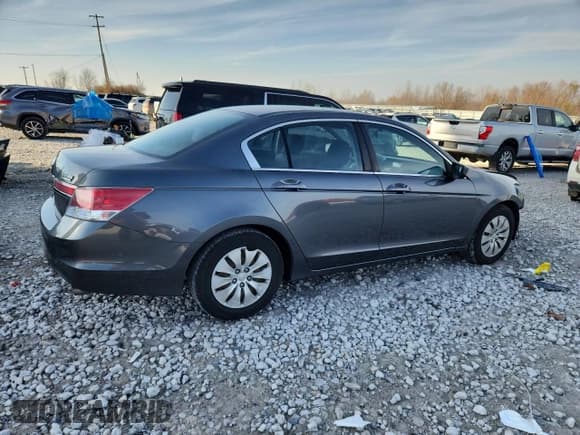 ✅ 2012 Honda Accord LX • VIN: 1HGCP2F33CA154241 • Lot: 92812055. Wystawiony na Copart z przebiegiem 98 665 mil. Bezpłatny archiwum sprzedaży aukcyjnych z USA i szczegółowy raport historii pojazdu na DreamBid. Zdjęcie 3.