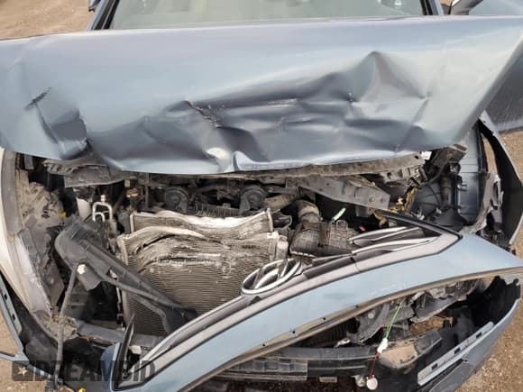 ✅ 2015 Hyundai Sonata Sport • VIN: 5NPE34AB9FH102106 • Lot: 81496145. Listed on Copart with 63,584 mi. Free auction sales archive from the USA and detailed vehicle history report at DreamBid. Image 11.