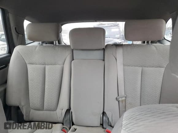 ✅ 2009 Hyundai Santa Fe GLS • VIN: 5NMSG13D89H324531 • Lot: 41603665. Listed on Copart with 132,500 mi. Free auction sales archive from the USA and detailed vehicle history report at DreamBid. Image 10.