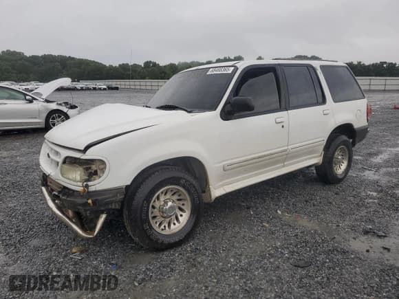 ✅ 1999 Ford Explorer XL • VIN: 1FMZU34X6XUB24177 • Лот: 68488365. Опубликован ранее на Copart с пробегом 238 058 миль. Бесплатный доступ к архиву аукционных продаж из США и подробный отчёт об истории автомобиля на DreamBid. Изображение 1.