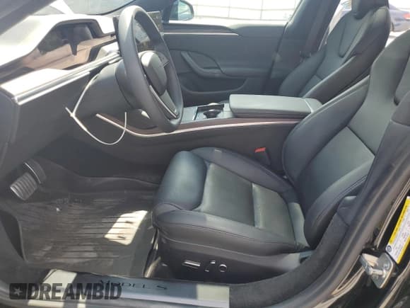 ✅ 2023 Tesla Model S • VIN: 5YJSA1E53PF522648 • Лот: 68481295. Опубликован ранее на Copart с пробегом 17 963 миль. Бесплатный доступ к архиву аукционных продаж из США и подробный отчёт об истории автомобиля на DreamBid. Изображение 7.