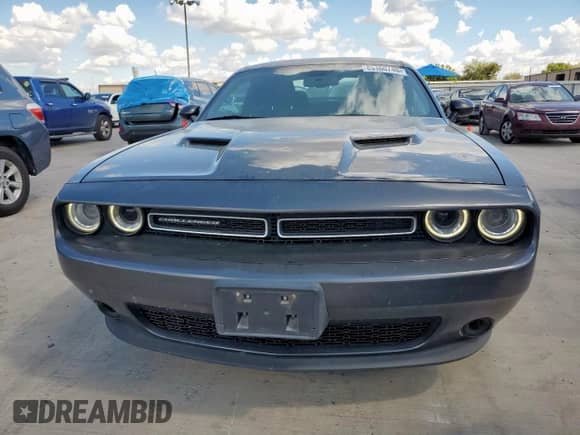 2018 Dodge Challenger SXT Plus z VIN 2C3CDZAGXJH242586, wystawiony jako Copart lot #85160745 z przebiegiem 115 850 mil mil oraz Czysty tytuł • Clean title. Historia ofert i sprzedaży dostępna na DreamBid. Obrazek 5.