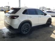 ✅ 2024 Honda HR-V Sport • VIN: 3CZRZ2H53RM779021 • Lot: 82298765. Wystawiony na Copart z przebiegiem Nie podano. Bezpłatny archiwum sprzedaży aukcyjnych z USA i szczegółowy raport historii pojazdu na DreamBid. Zdjęcie 3.