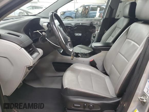 ✅ 2019 GMC Terrain SLT • VIN: 3GKALPEV8KL158489 • Лот: 82310045. Опубликован ранее на Copart с пробегом 73 677 миль. Бесплатный доступ к архиву аукционных продаж из США и подробный отчёт об истории автомобиля на DreamBid. Изображение 7.