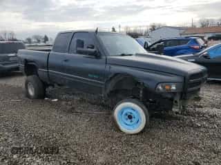 1998 Dodge 1500 с VIN 3B7HF12Y8WG157614, выставлен на аукционе Copart как лот 85993434 с пробегом 217 416 миль миль и Списание • Salvage title. История ставок и продаж доступна на DreamBid. Изображение 4.