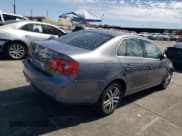 ✅ 2006 Volkswagen Jetta 2.5L • VIN: 3VWRF71KX6M711867 • Лот: 84930485. Опубликован ранее на Copart с пробегом 121 950 миль. Бесплатный доступ к архиву аукционных продаж из США и подробный отчёт об истории автомобиля на DreamBid. Изображение 3.