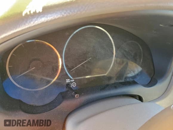 ✅ 2010 Toyota Sienna LE • VIN: 5TDKK4CC0AS305190 • Lot: 94591065. Wystawiony na Copart z przebiegiem Nie podano. Bezpłatny archiwum sprzedaży aukcyjnych z USA i szczegółowy raport historii pojazdu na DreamBid. Zdjęcie 9.