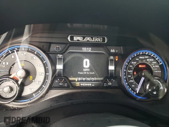 ✅ 2019 Ram 1500 Limited • VIN: 1C6SRFHT8KN738402 • Lot: 91003375. Wystawiony na Copart z przebiegiem 152 455 mil. Bezpłatny archiwum sprzedaży aukcyjnych z USA i szczegółowy raport historii pojazdu na DreamBid. Zdjęcie 9.