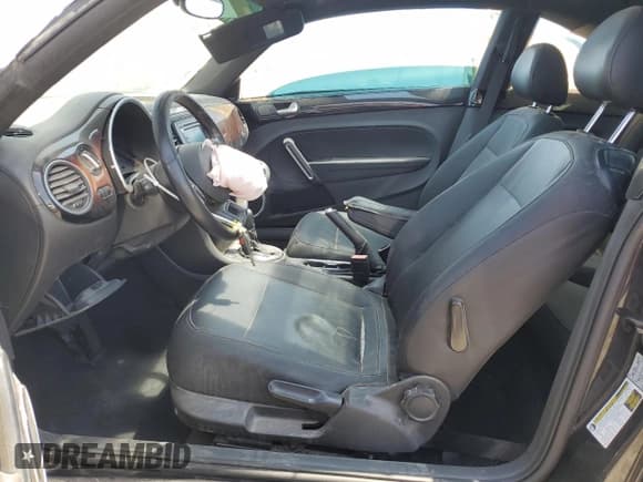 ✅ 2013 Volkswagen Beetle Fender Edition • VIN: 3VWJP7ATXDM676229 • Lot: 56746425. Listed on Copart with Not provided. Free auction sales archive from the USA and detailed vehicle history report at DreamBid. Image 7.