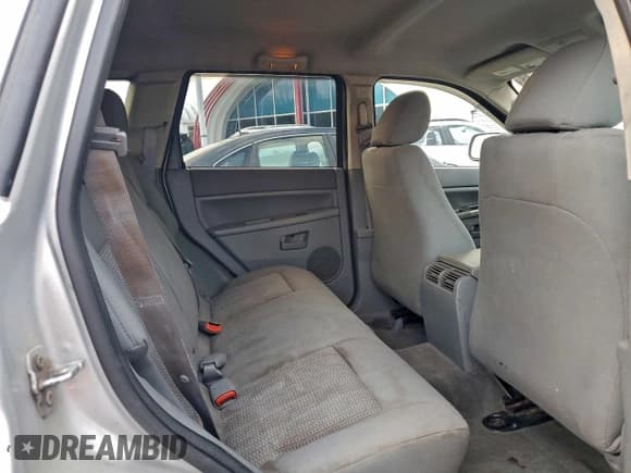 ✅ 2007 Jeep Grand Cherokee Laredo • VIN: 1J8GR48K57C680366 • Lot: 91574885. Listed on Copart with 166,498 mi. Free auction sales archive from the USA and detailed vehicle history report at DreamBid. Image 11.